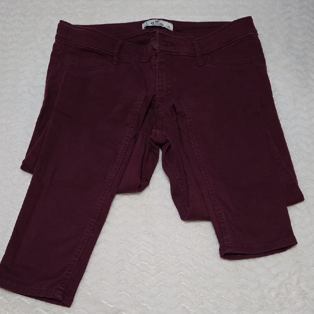 Hollister Women's Burgundy Skinny Jeans